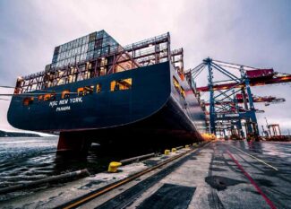 How To Develop a Logistics Risk Management Strategy?