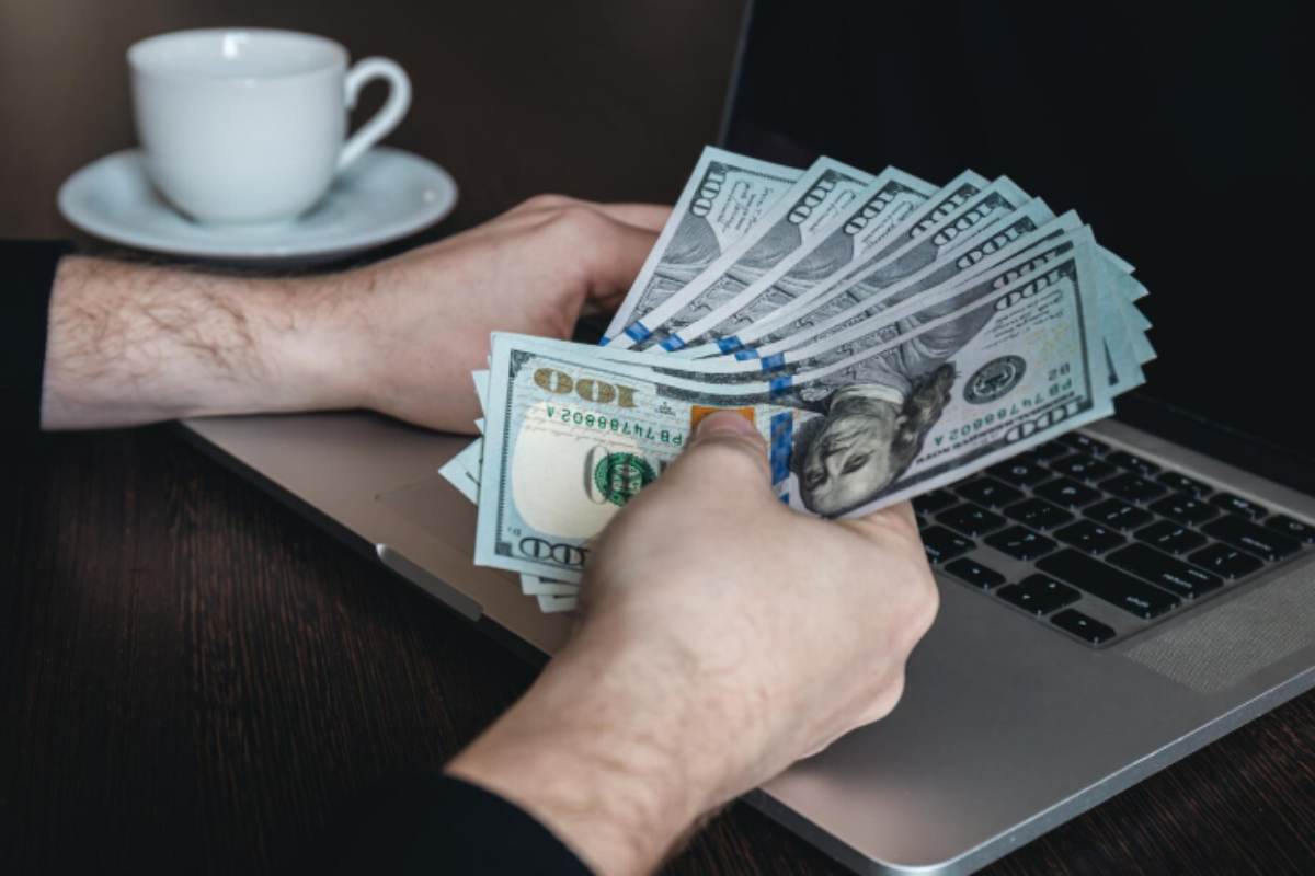 7 Smart Ways to Make Money Online This Year